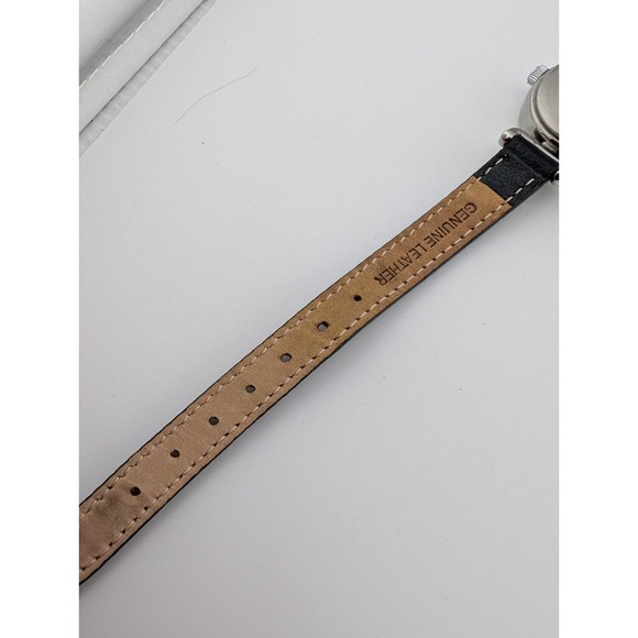 Timex Watch Women 25mm Silver Case Black Leather Band- New Battery - Picture 8 of 8